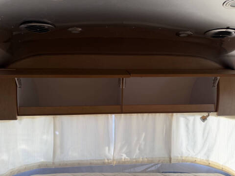 2016 Airstream 25FB