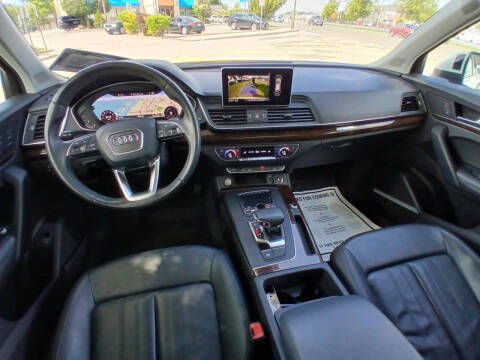 2020 Audi Q5 quattro Premium Plus 45 TFSI