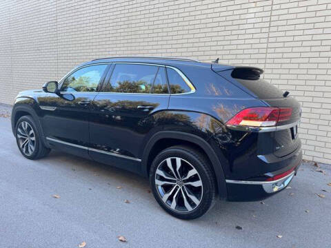 2022 Volkswagen Atlas Cross Sport V6 SEL Premium R-Line 4Motion