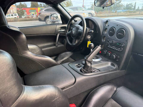 2004 Dodge Viper SRT-10