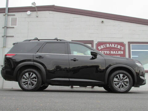 2022 Nissan Pathfinder for sale at Brubakers Auto Sales in Myerstown PA