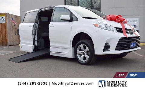 2020 Toyota Sienna for sale at CO Fleet & Mobility in Denver CO