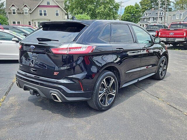 2020 Ford Edge ST