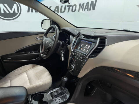 2017 Hyundai Santa Fe SE