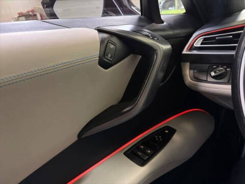 2015 BMW i8