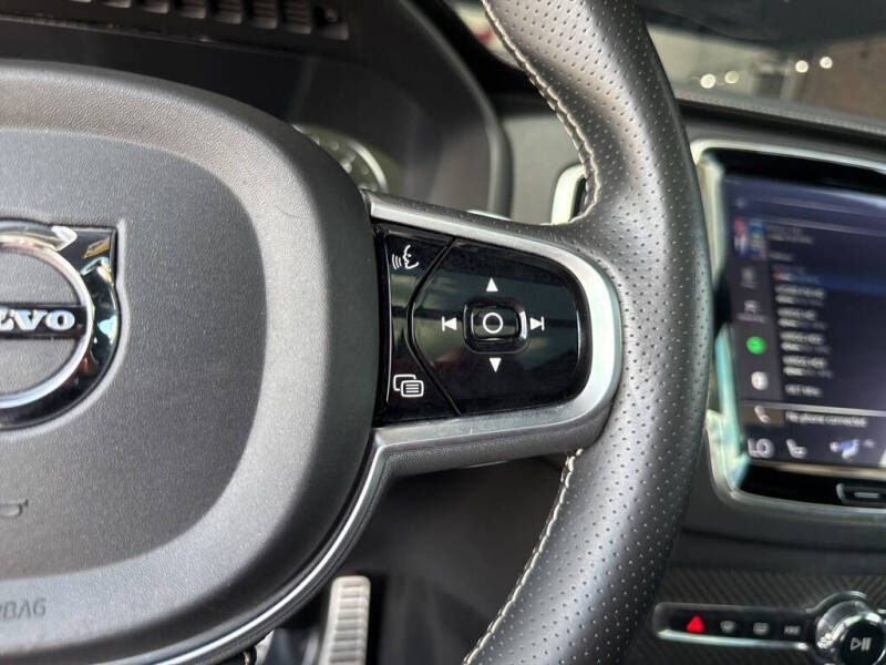 2019 Volvo XC90 T5 R-Design