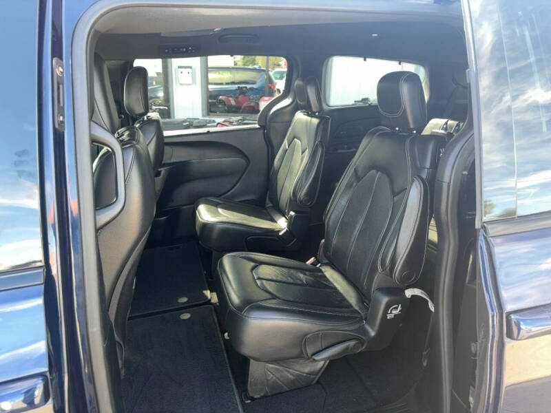 2018 Chrysler Pacifica Touring L
