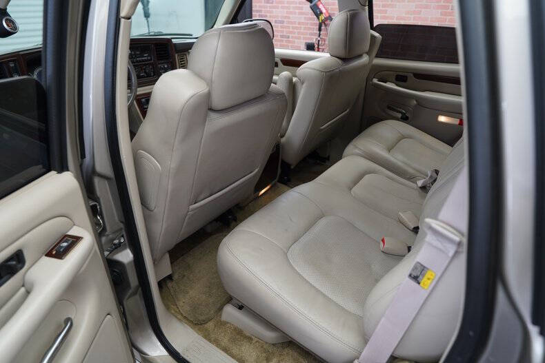 2002 Cadillac Escalade