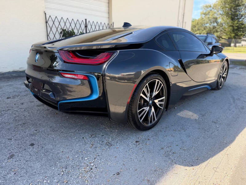 2015 BMW i8