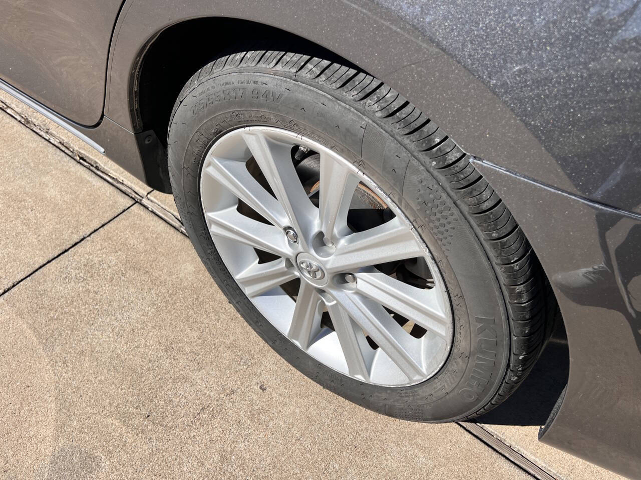 Used Car 2013 Toyota Camry Hybrid  Le 4dr Sedan For Sale Under $12,000 In Austin, Texas