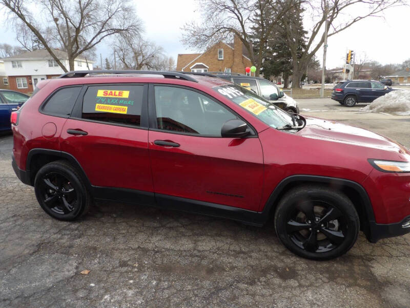 2017 Jeep Cherokee Sport