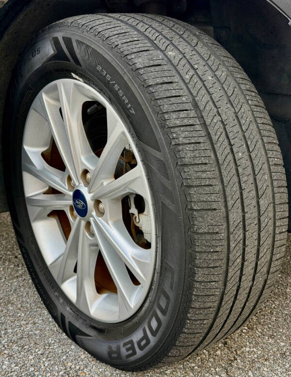 2019 Ford Escape SEL