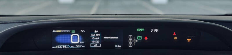 2016 Toyota Prius Four Touring