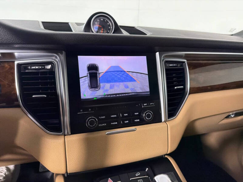 2018 Porsche Macan
