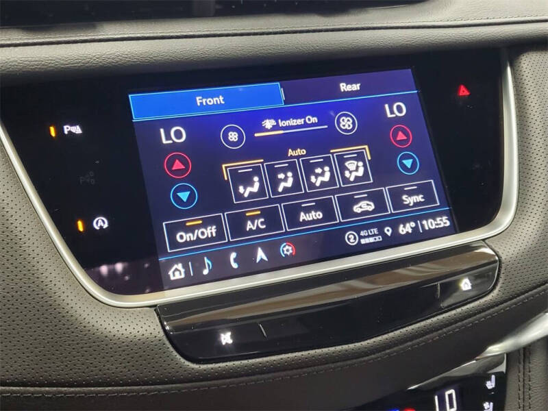 2025 Cadillac XT5 Sport