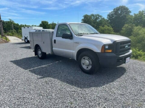 2006 Ford F-350 Super Duty for sale at 9 EAST AUTO SALES LLC in Martinsburg WV