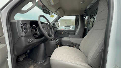 2025 Chevrolet Express 2500