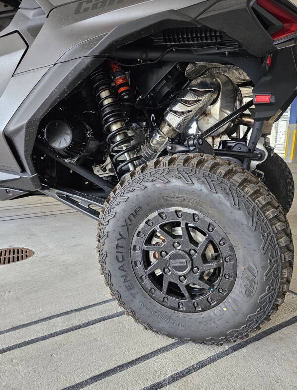 2025 Can-Am Maverick R X RS with Smart-sho