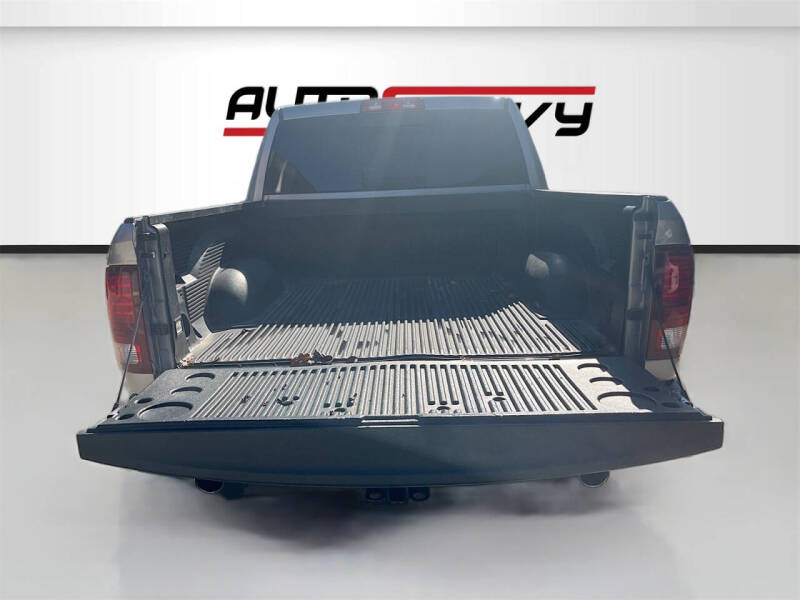 2019 RAM 1500 Classic Warlock