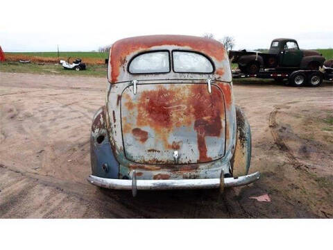 1937 Ford 4 door slant back