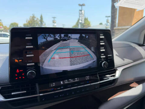 2023 Toyota Sienna