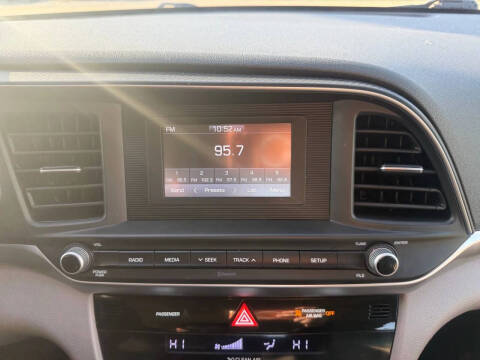 2020 Hyundai Elantra