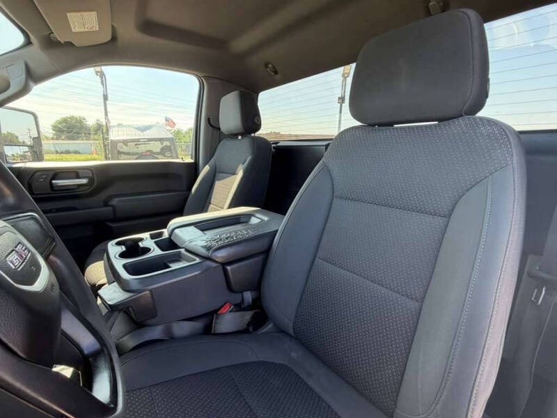 2022 GMC Sierra 2500HD Pro