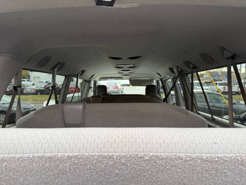 2010 Ford E-Series E-350 SD XLT