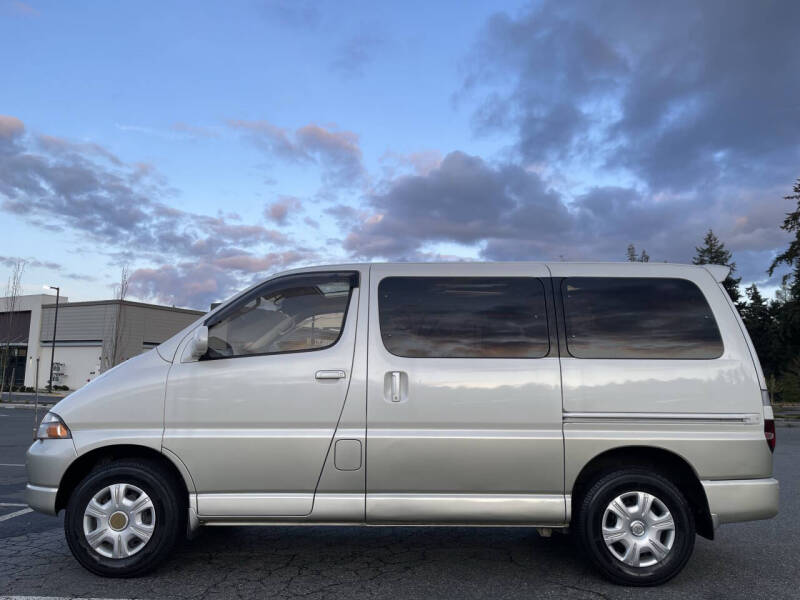 1997 Toyota Granvia