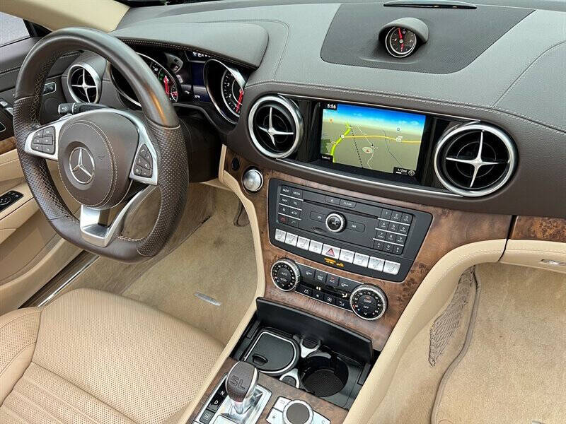2018 Mercedes-Benz SL-Class 25