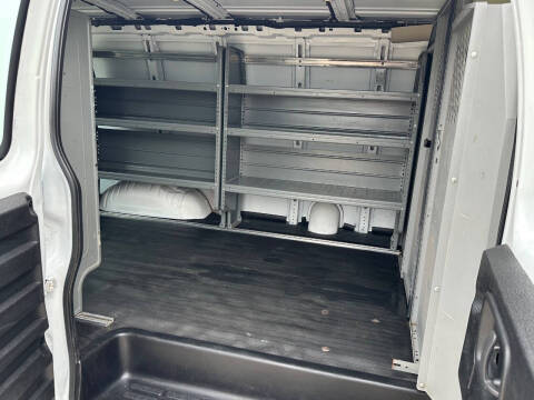 2021 Chevrolet Express 2500