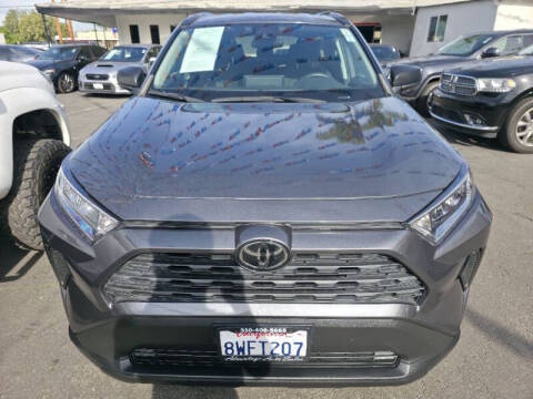 2021 Toyota RAV4 LE