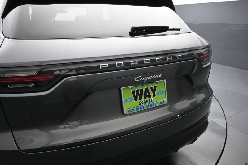 2023 Porsche Cayenne