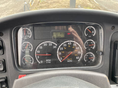 2008 Freightliner B2 Chassis