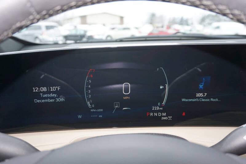 2024 Cadillac XT4 Luxury