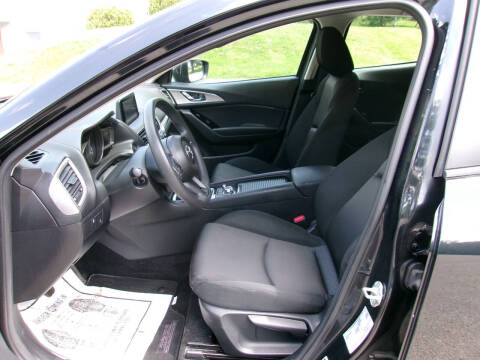 2018 Mazda MAZDA3 Sport