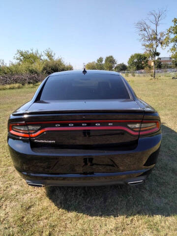 2015 Dodge Charger SXT
