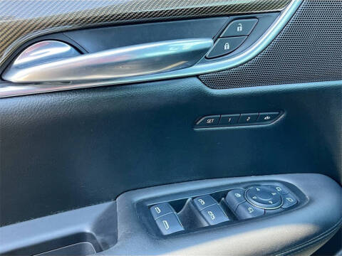 2017 Cadillac XT5 Platinum