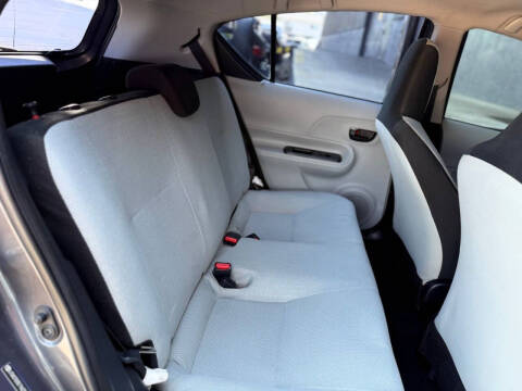 2014 Toyota Prius c One