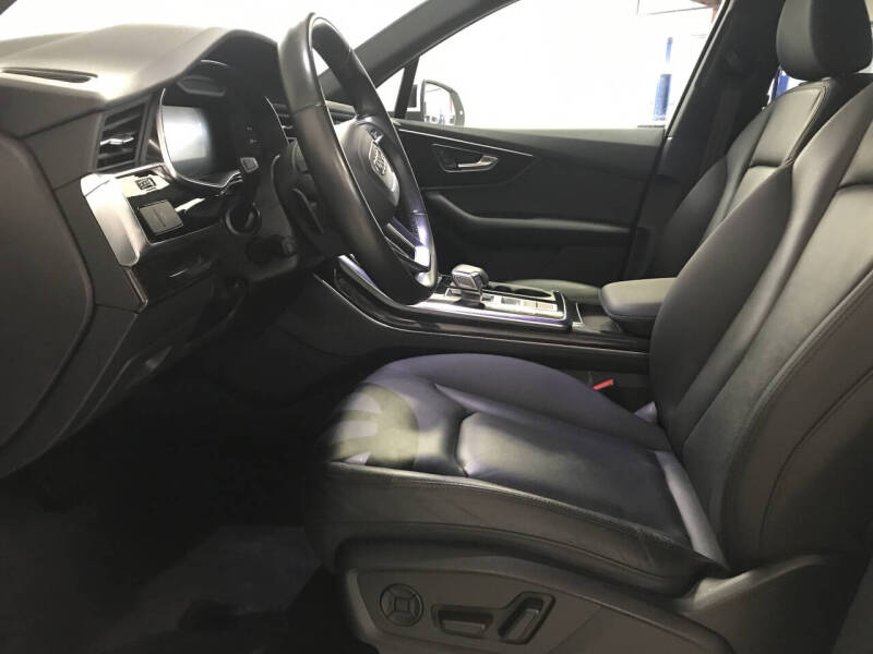 2022 Audi Q7 quattro Premium 45 TFSI