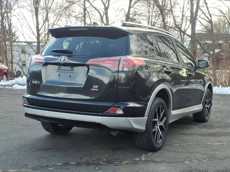 2016 Toyota RAV4 SE