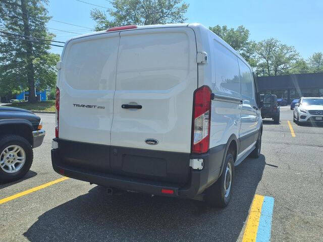 2021 Ford Transit