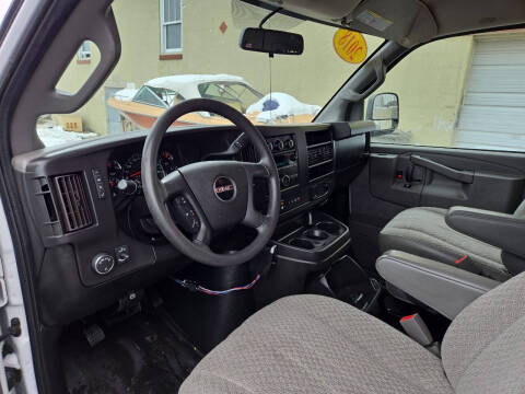 2018 GMC Savana 2500