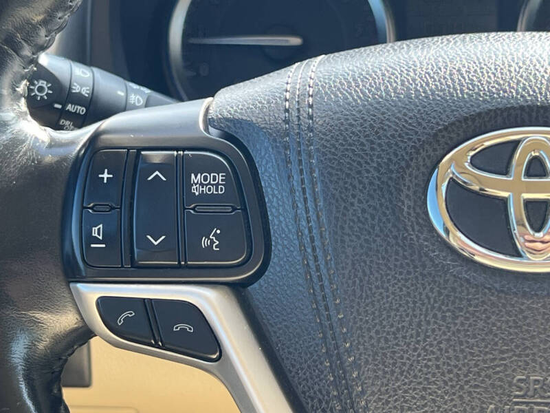 2018 Toyota Highlander Limited Platinum