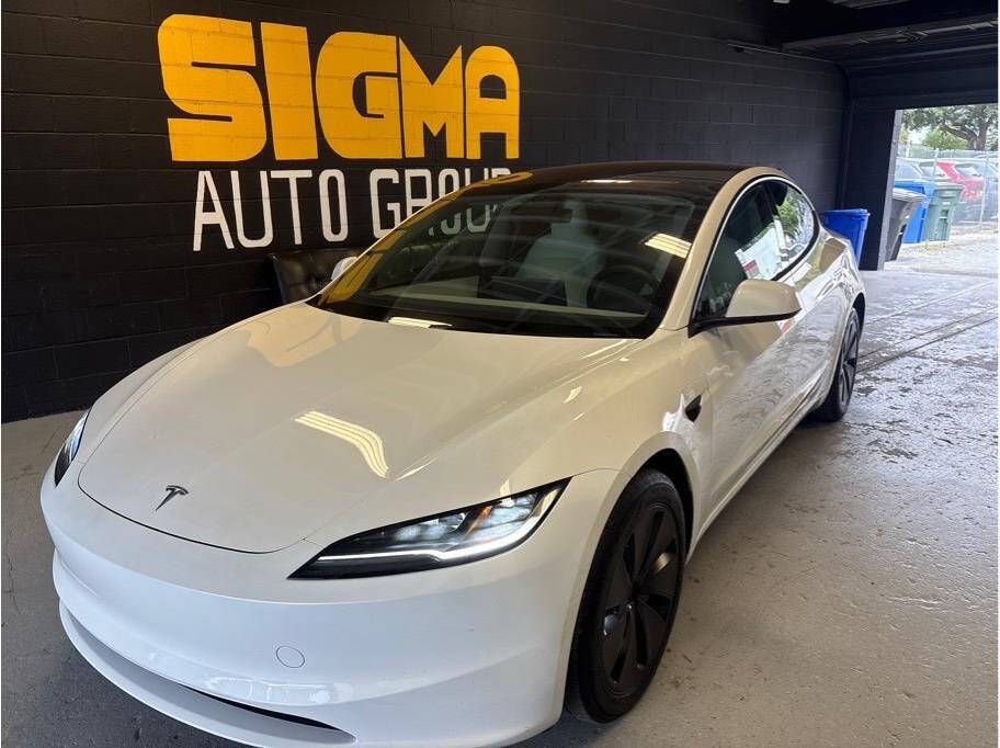 White 2024 Tesla Model 3 Long Range Long Range 4dr Sedan 2