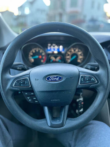 2017 Ford Focus SE