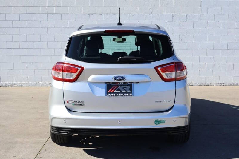 2017 Ford C-MAX Energi Titanium