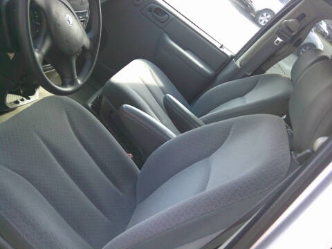 2006 Dodge Caravan SE