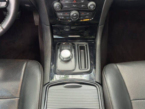 2019 Chrysler 300 S