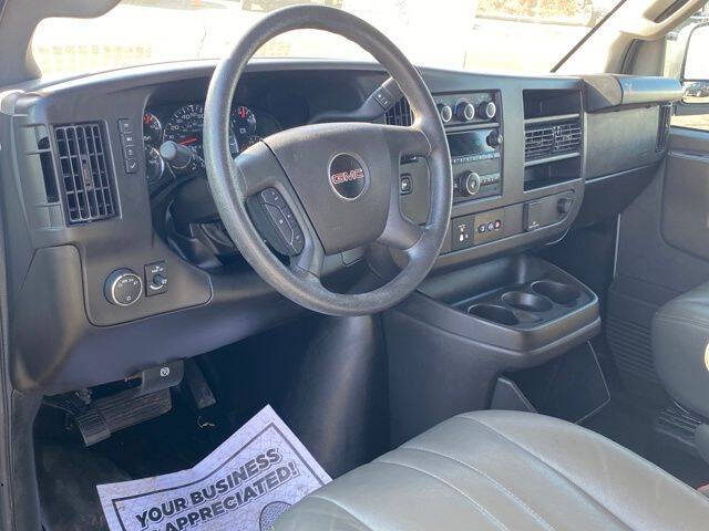 2024 GMC Savana 2500